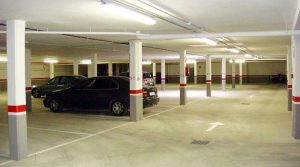 usos indebidos en plazas de garaje en una comunidad de vecinos